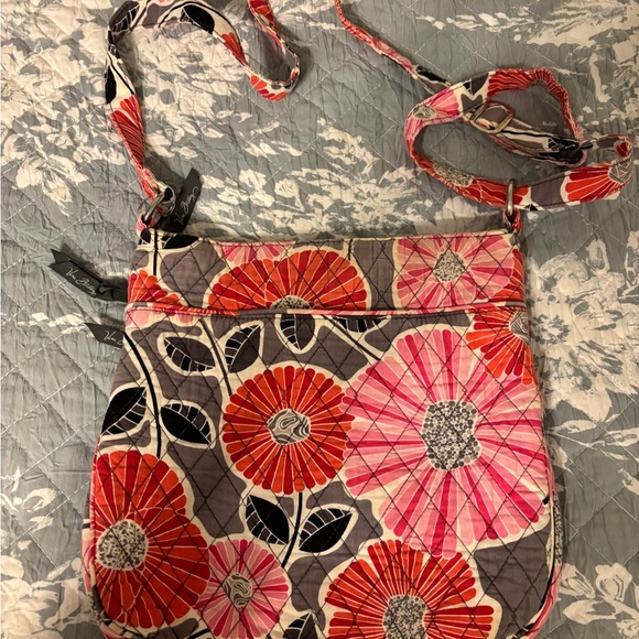 Vera Bradley Vibrant Pink and Gray Floral Crossbody - Picture 5 of 9